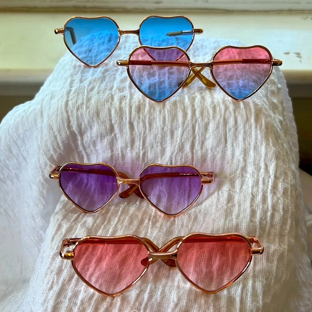 Labubu Heart-Shaped Sunglasses. NWOT(doll not included)